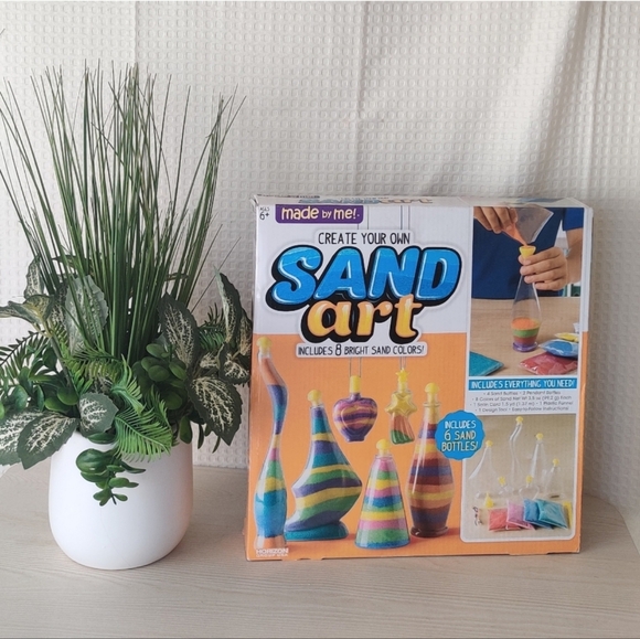 Made by Me! Create Your Own Sand Art Kit Box - Picture 1 of 5